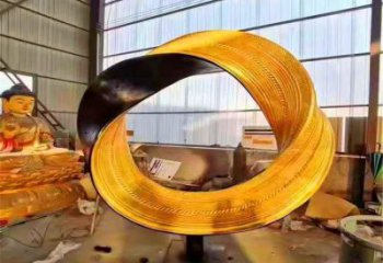 鍍金圓環(huán)雕塑 異形幾何擺件 戶(hù)外鍍金圓環(huán)雕塑廠家