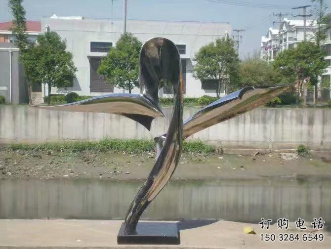 啞光飛鷹雕塑廠家 大型創(chuàng)意擺件 風景區(qū)抽象飛鷹雕塑