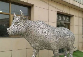 戶(hù)外鏤空牛雕塑廠家 卡通噴漆小品 游樂(lè)場(chǎng)異形鏤空牛雕塑