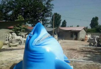 彩繪魚頭雕塑廠家 卡通噴漆小品 草地切面魚頭雕塑