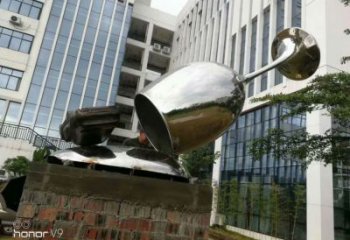 大型酒杯雕塑廠家 鍛造小品 戶外不銹鋼酒杯雕塑