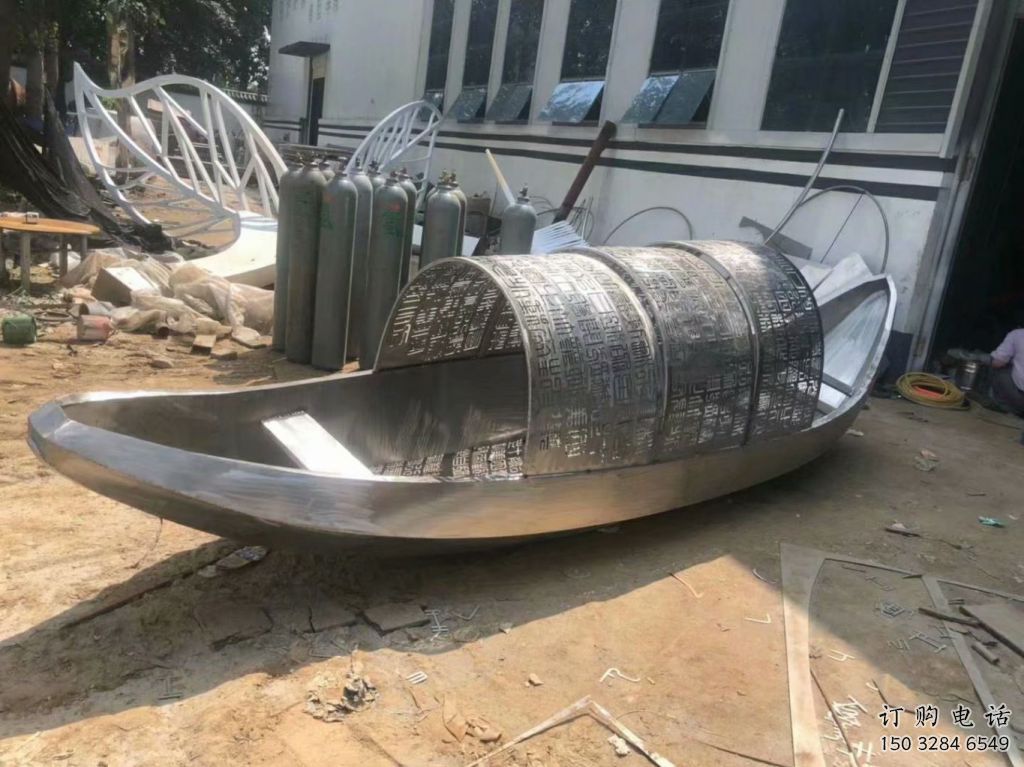 戶外船雕塑廠家 噴漆創(chuàng)意小品 現(xiàn)代不銹鋼船雕塑