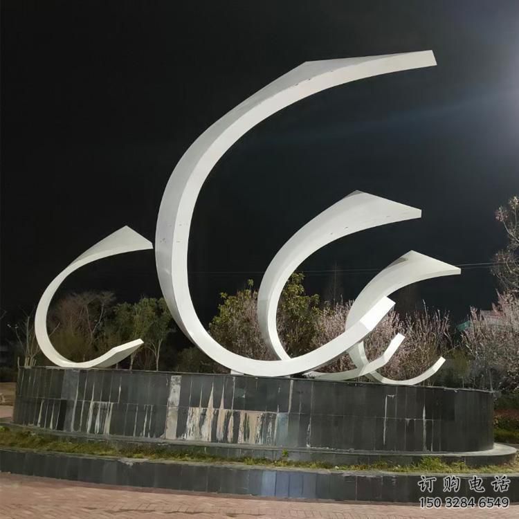 切面小船雕塑廠家 庭院擺件 抽象不銹鋼小船雕塑生產(chǎn)