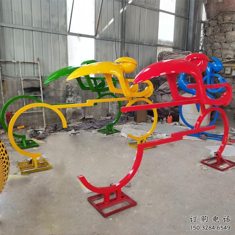 體育場(chǎng)自行車雕塑廠家 運(yùn)動(dòng)小品 烤漆不銹鋼自行車雕塑廠