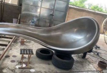 園林湯匙雕塑廠家 歐式小品 中式不銹鋼湯匙雕塑廠