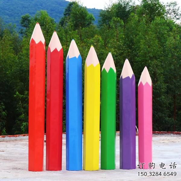 街頭鉛筆雕塑廠家 大型別墅區擺件 烤漆不銹鋼鉛筆雕塑廠