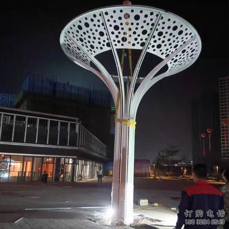 公園雨傘雕塑廠家 鏤空戶外擺件 抽象不銹鋼雨傘雕塑廠
