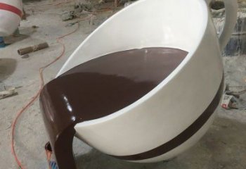 戶外咖啡杯雕塑廠家 噴漆小品 抽象咖啡杯雕塑廠