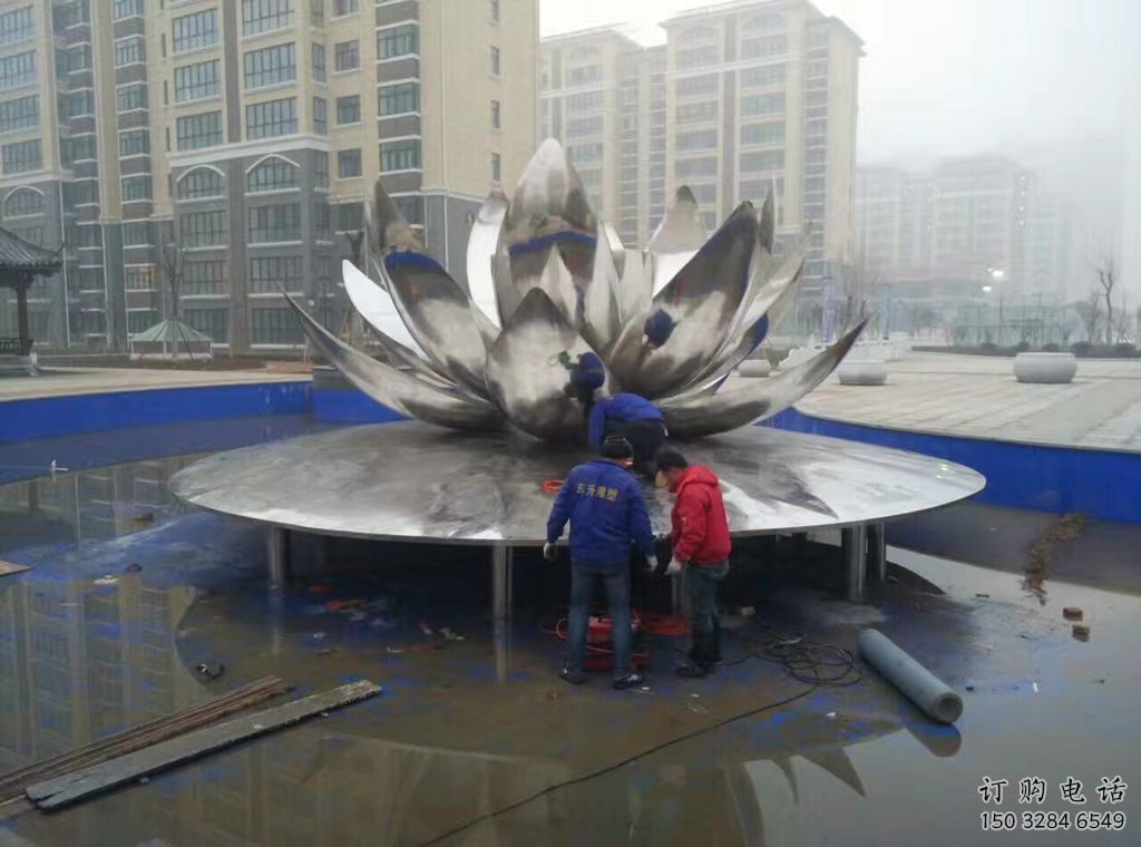 廣場(chǎng)并蒂蓮雕塑廠家 鏡面小品 制作不銹鋼并蒂蓮雕塑廠