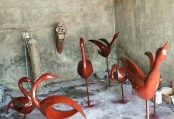 內(nèi)蒙古景區(qū)鳥(niǎo)類(lèi)雕塑，噴水造型，剪影工藝
