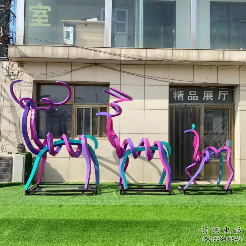 風景區小鹿雕塑