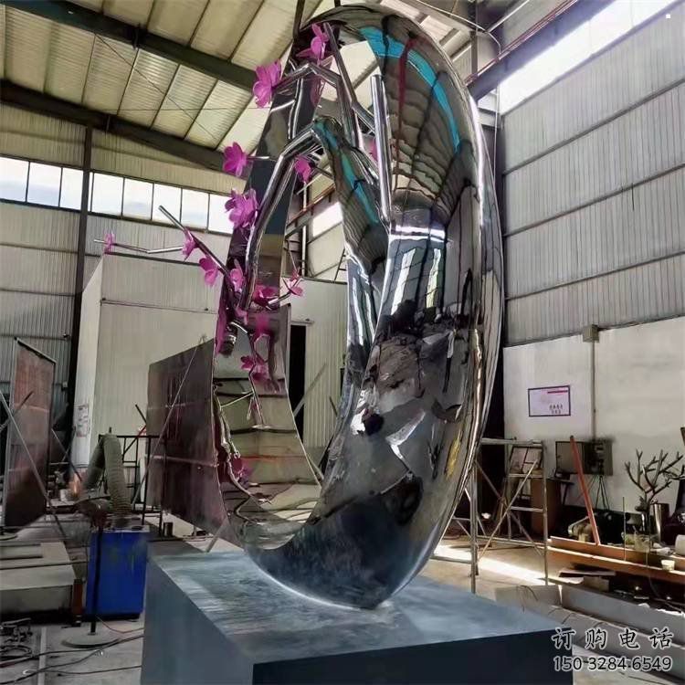抽象梅花雕塑展品，小區(qū)雕塑，梅花雕塑精選