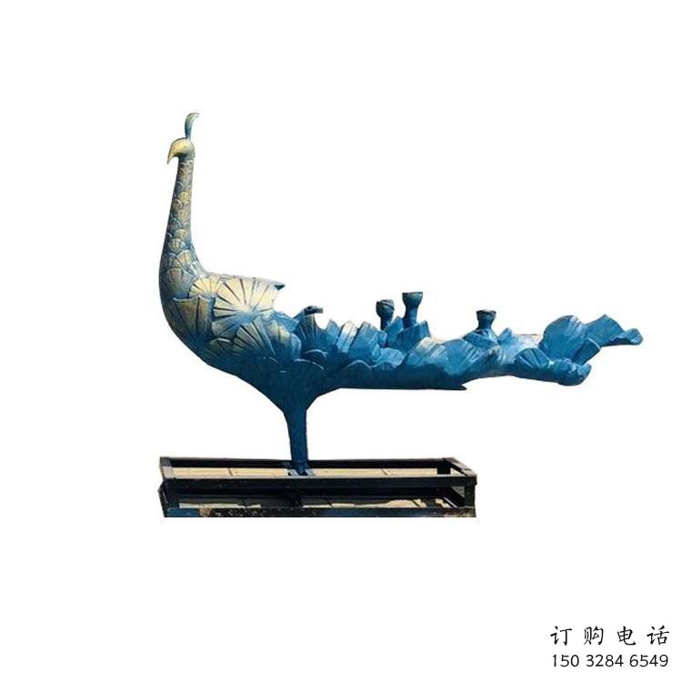 彩繪孔雀雕塑供求，景區(qū)案例，景觀仿古孔雀雕塑精選?