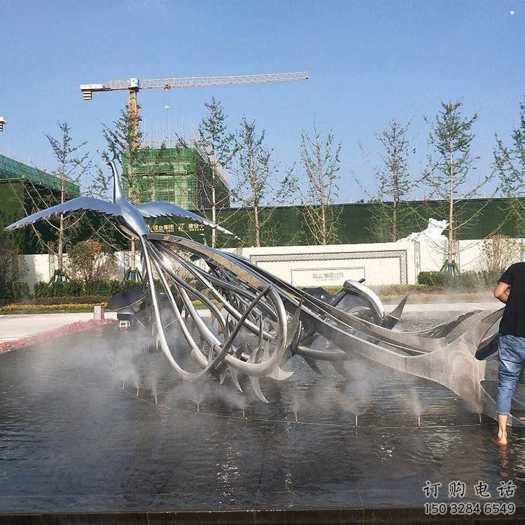 白鋼孔雀雕塑精選，景觀概念，不銹鋼孔雀雕塑廠家