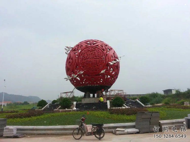 圓球雕塑廠家，廣場(chǎng)雕塑，烤漆圓球雕塑訂做