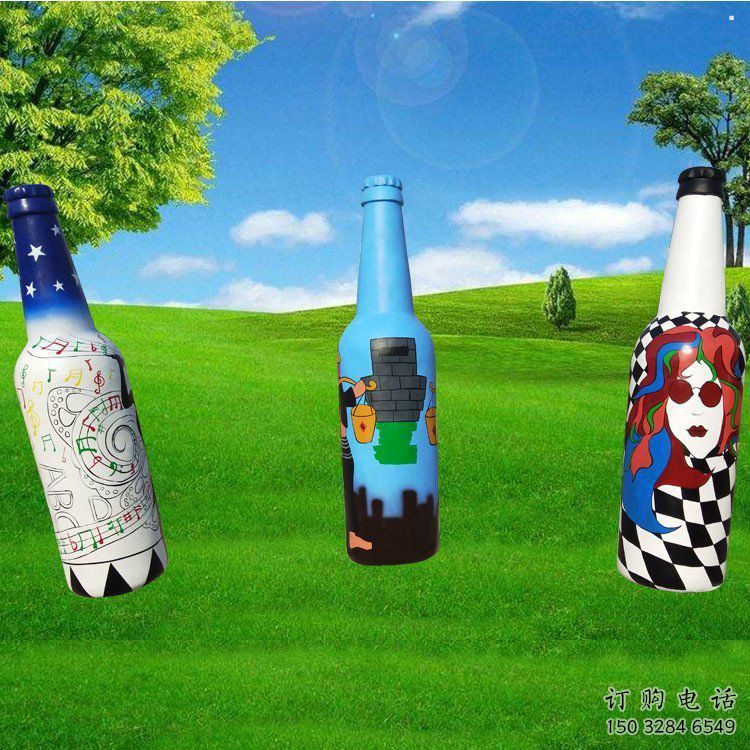啤酒瓶雕塑承接，景區案例，玻璃鋼啤酒瓶雕塑承接
