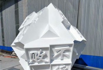 魔方雕塑點擊，城區(qū)小品，園林字體魔方雕塑承接