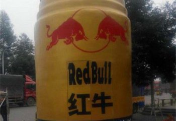 飲料瓶雕塑制造商，小區擺件，玻璃鋼飲料瓶雕塑提供
