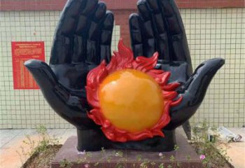 火球雕塑展品，花園小品，玻璃鋼手托火球雕塑優(yōu)選
