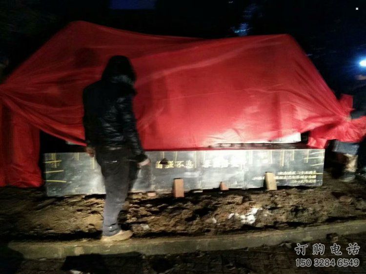 標識竹簡雕塑