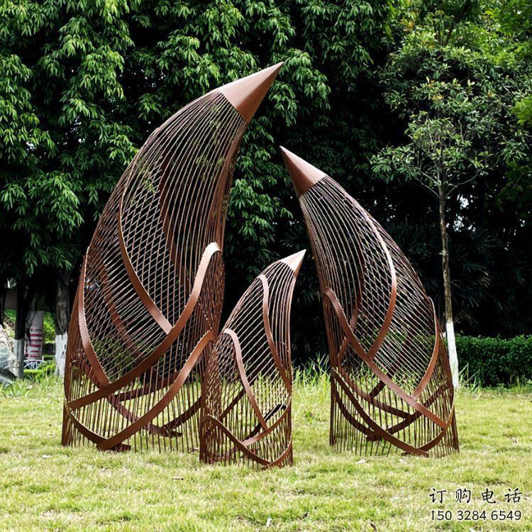 鏤空竹筍雕塑制作，景區(qū)案例，鏤空不銹鋼竹筍雕塑定做