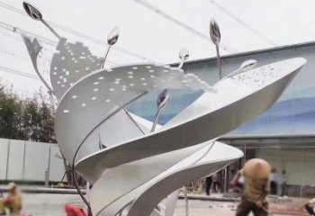 樹葉雕塑優(yōu)選，陸地?cái)[件，不銹鋼樹葉雕塑制作廠家
