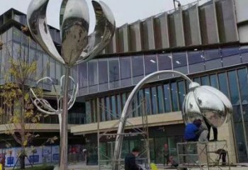 四葉草雕塑承接，村標概念，不銹鋼四葉草雕塑供需