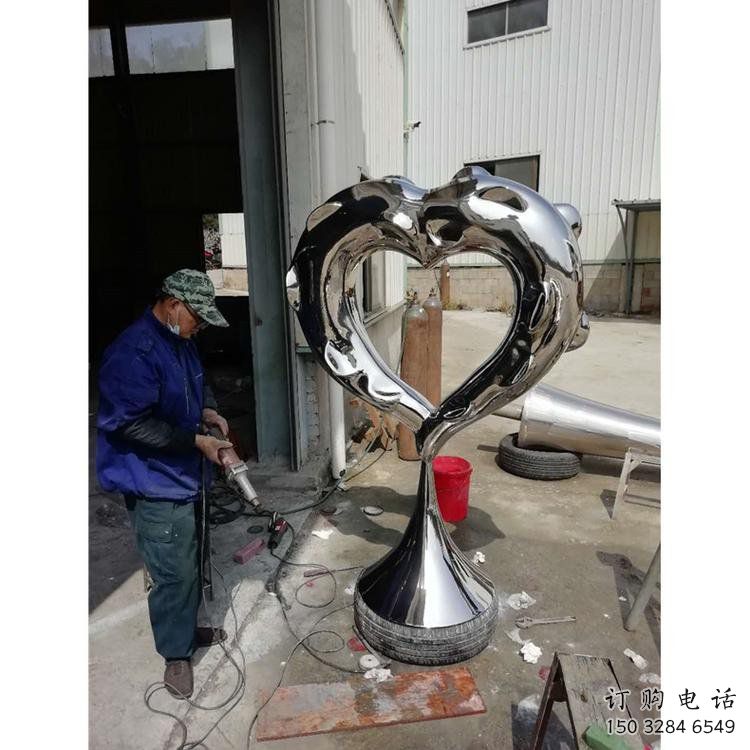 心形雕塑工廠選用，街道標識，景觀鏡面心形雕塑批發