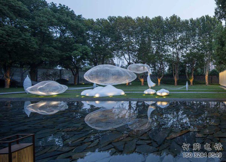 云朵雕塑供應，花園小品，戶外鏤空云朵雕塑展品