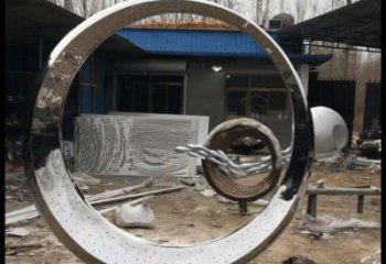 月牙雕塑定價(jià)，街頭雕塑，烤漆鏤空月牙雕塑定價(jià)