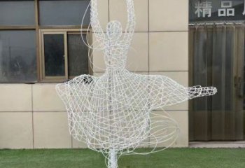 鏤空舞者雕塑優(yōu)選，陸地擺件，園林鐵藝跳舞雕塑供應