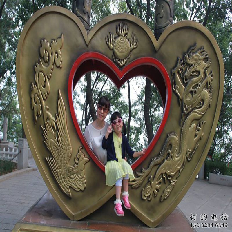 主題銅鎖子雕塑制作，村標(biāo)概念，銅鎖子雕塑專供