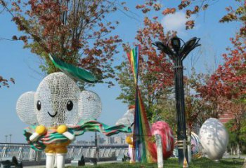 漳州戶外鏤空卡通雕塑供應，花園小品，鐵藝卡通雕塑展品