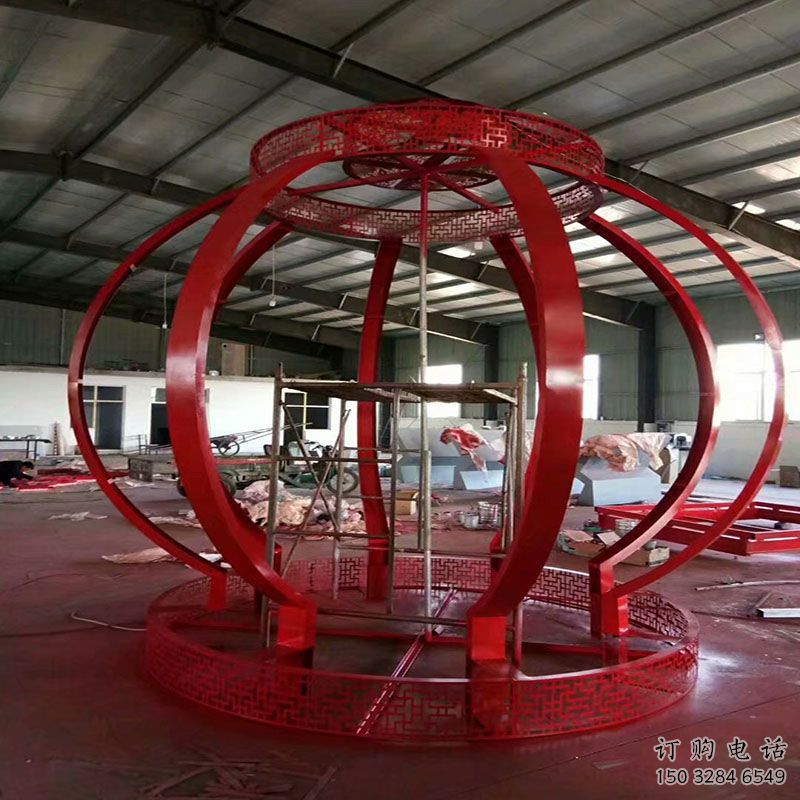 通化景觀燈籠雕塑優(yōu)選，陸地擺件，園林不銹鋼燈籠雕塑供應(yīng)