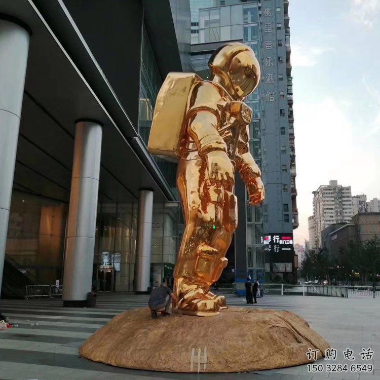 灣里航天太空人雕塑