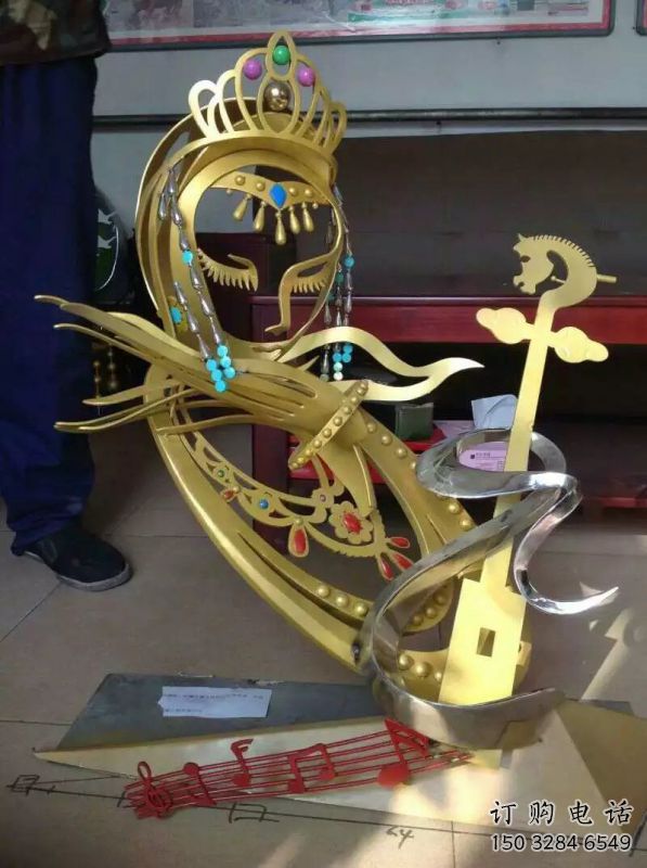 北碚公園臉譜雕塑