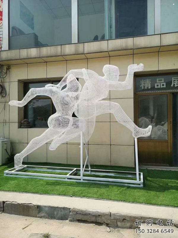 巴南鏤空體育雕塑供求，白鋼構(gòu)件，鐵藝人物雕塑觀賞型